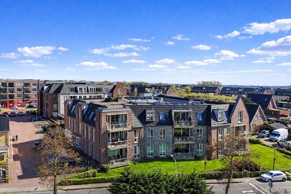 Medium property photo - De Veense Tuin 18, 2371 EN Roelofarendsveen